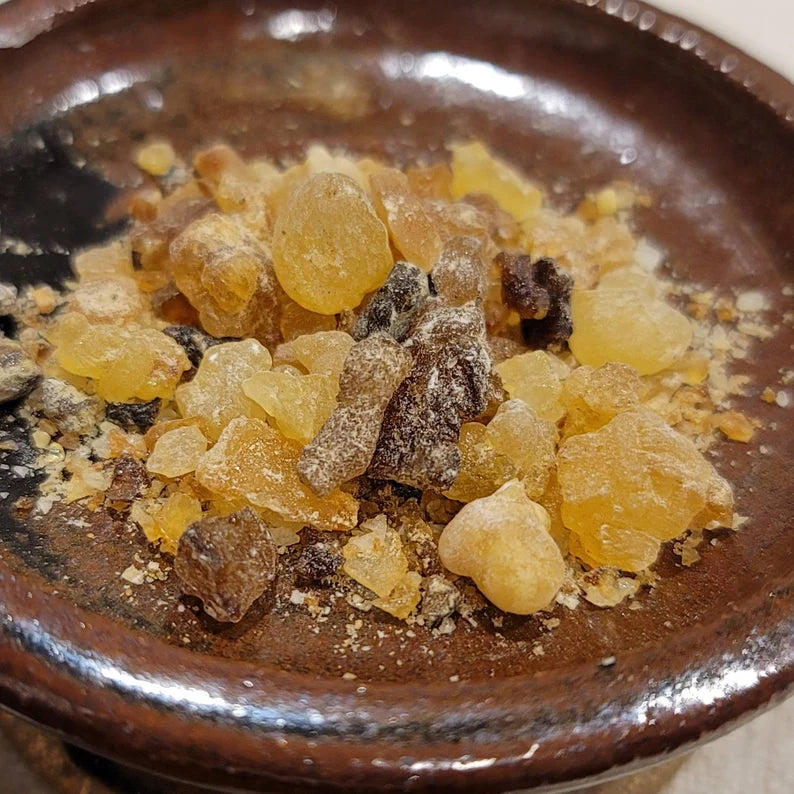 Witches Natural Resin- - PREMIUM GOLDEN COPAL